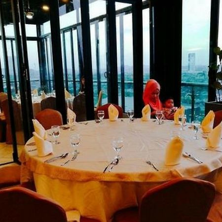 Amerin Hotel Johor Bahru Esterno foto