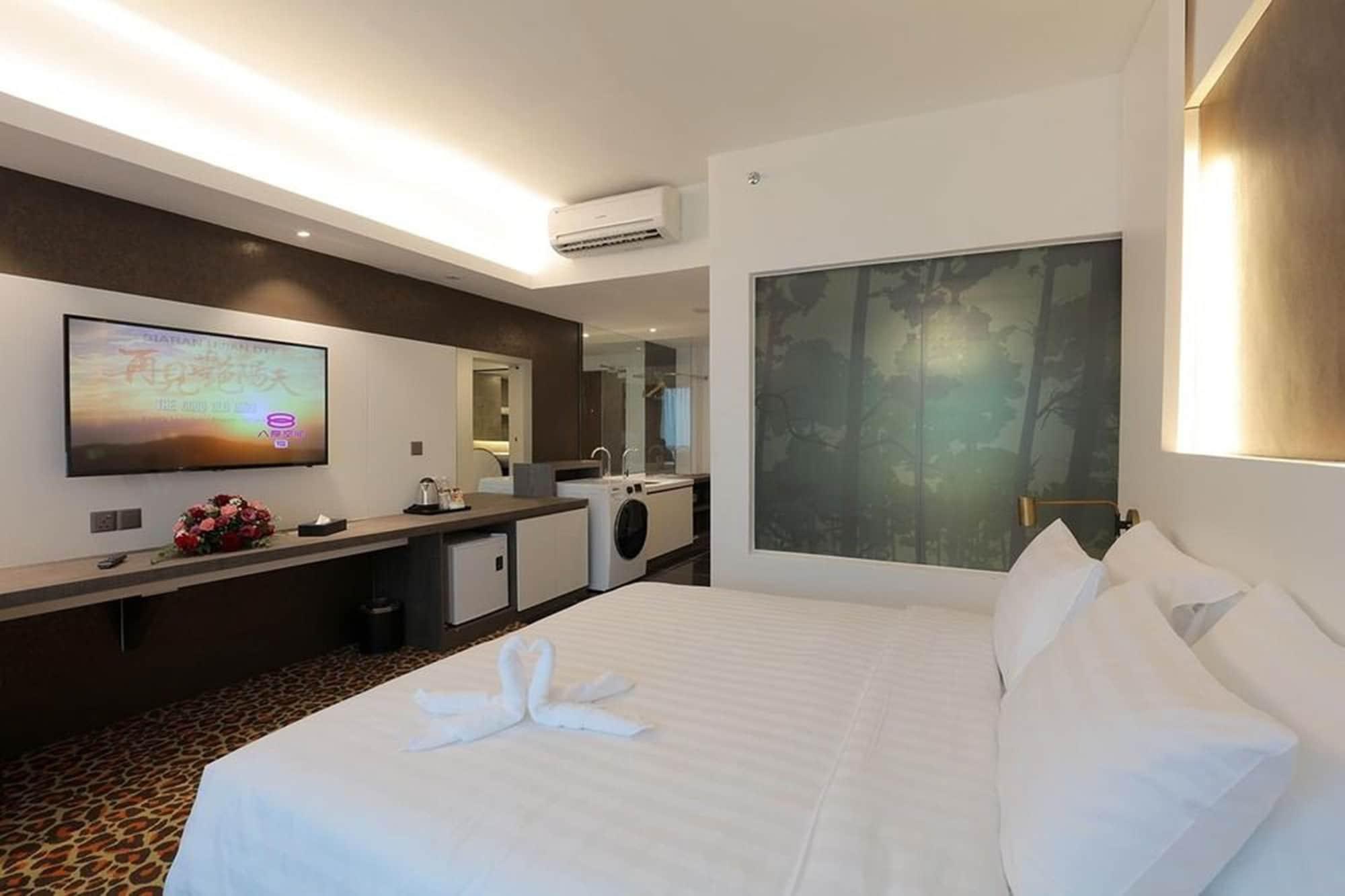 Amerin Hotel Johor Bahru Esterno foto
