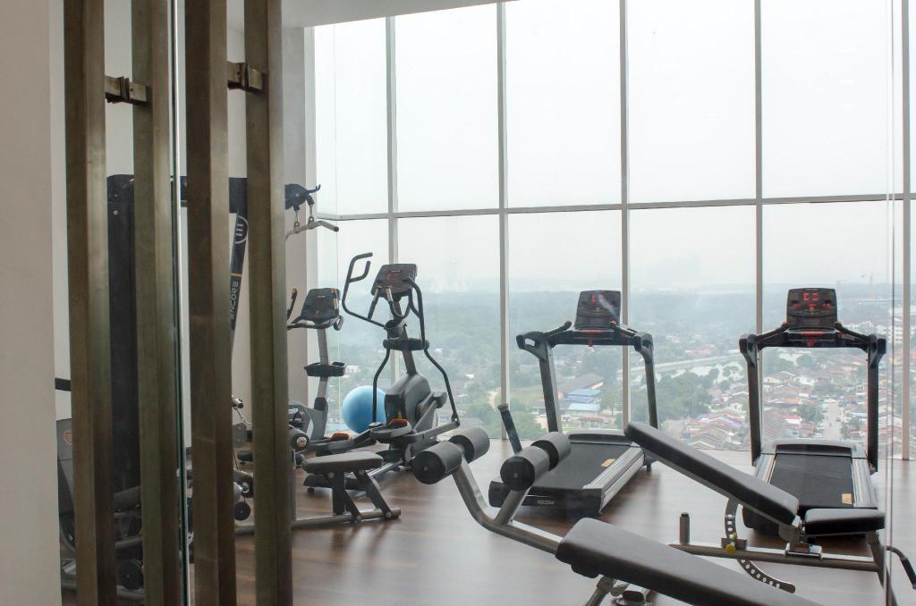 Amerin Hotel Johor Bahru Esterno foto
